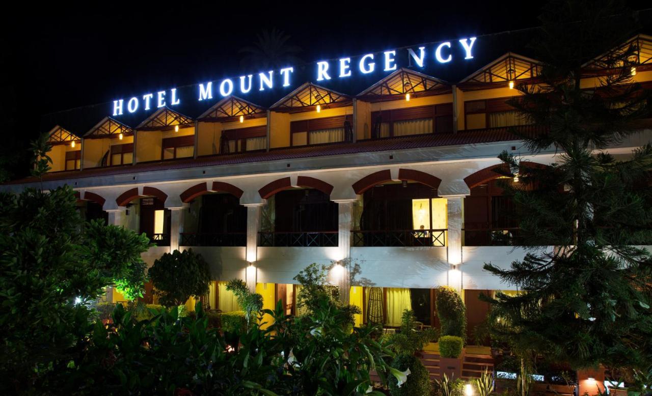 Hotel Mount Regency Mount Ábú Exteriér fotografie